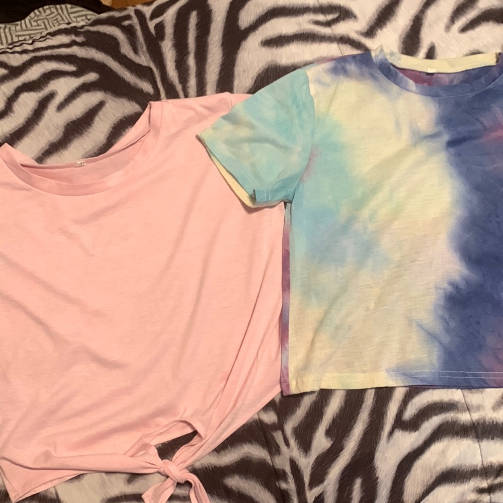 Juniors crop tops size small